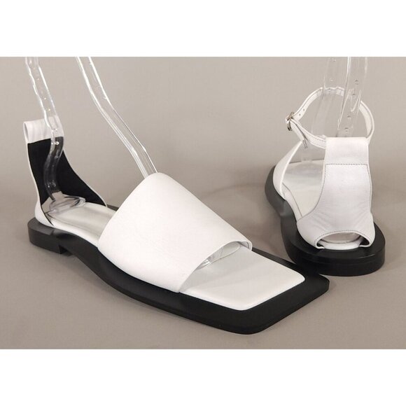 Flat Apartment Chain Strap Sandals Size 38 8 Women's White Leather $470 - Picture 3 of 12